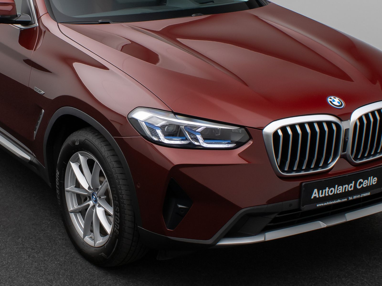 Fahrzeugabbildung BMW X3 xD30e Laser 360° HUD DAB HiFi Komfort Sport