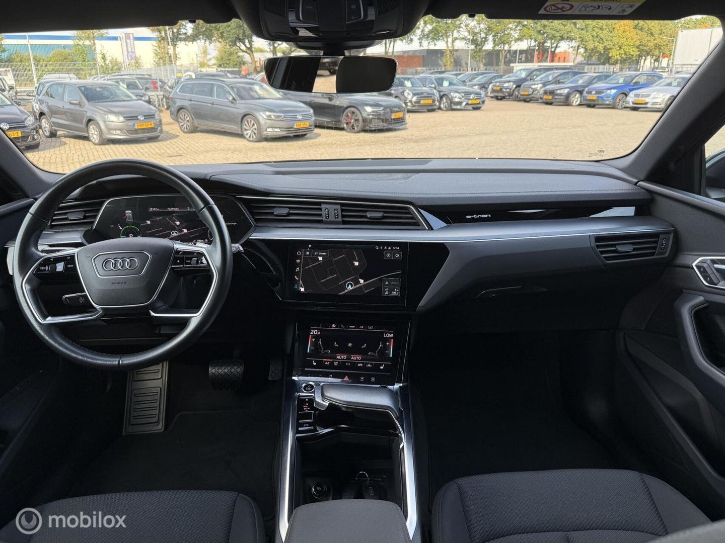 Audi e-tron 55 quattro Business edition Plus 95 kWh S imagem 2
