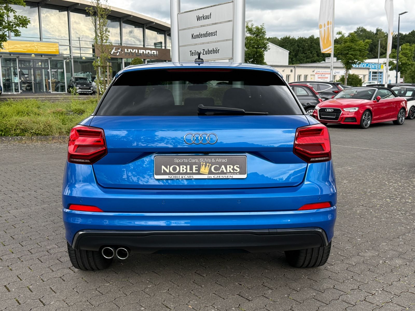 Fahrzeugabbildung Audi Q2 sport S line 35 TFSI KAM LED 19" Virtual