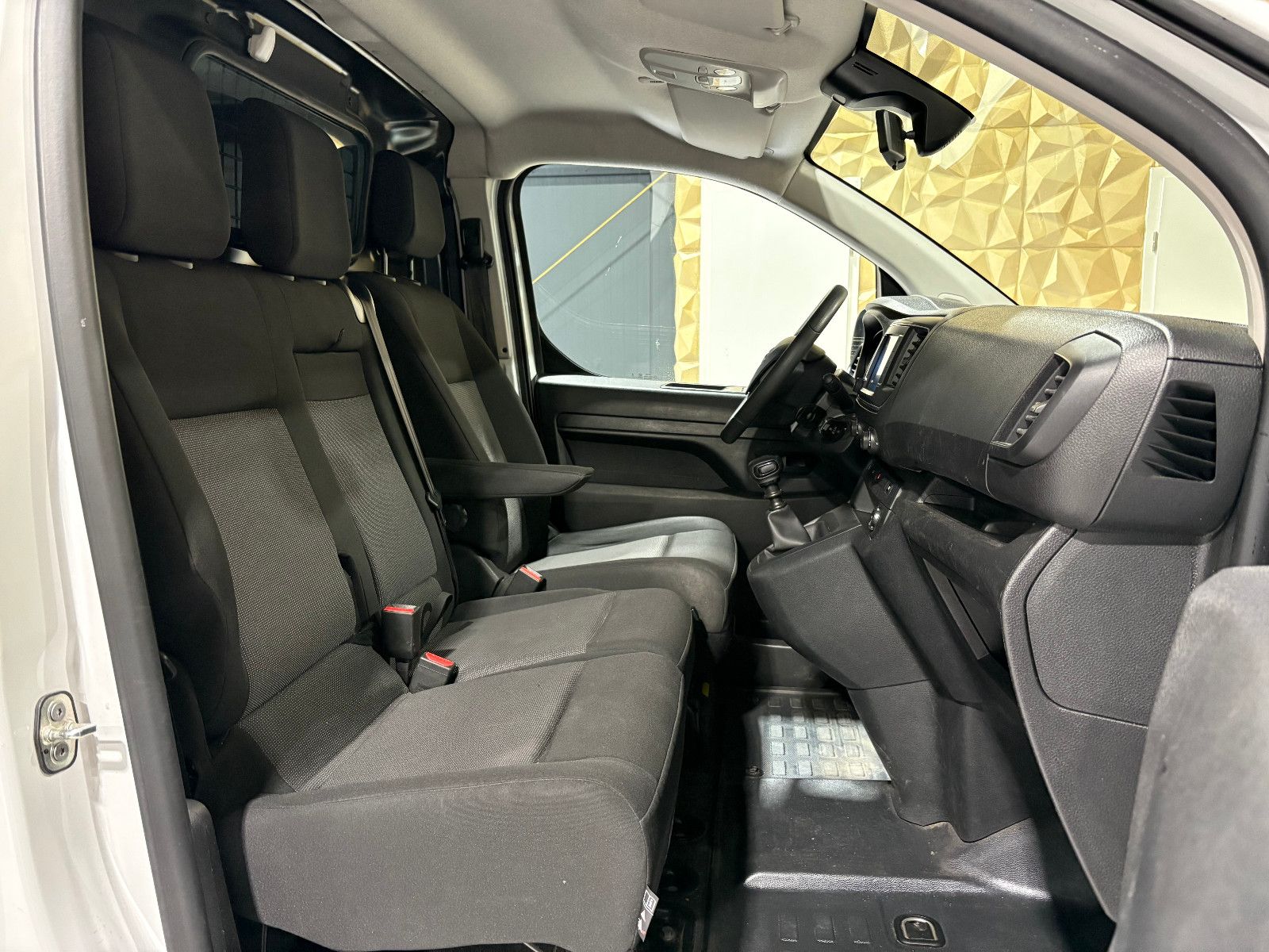 Fahrzeugabbildung Toyota Proace L2 Kasten Meister/360°/NAVI/APPLE/3-SITZ