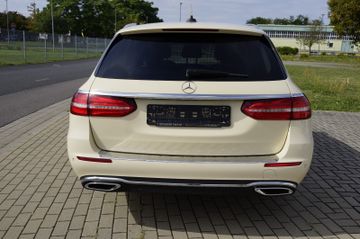 Mercedes E 220 - 5