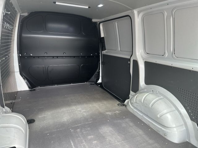 Transporter Kasten 2.0 TDI 4MOTION NAVI KLIMA RF