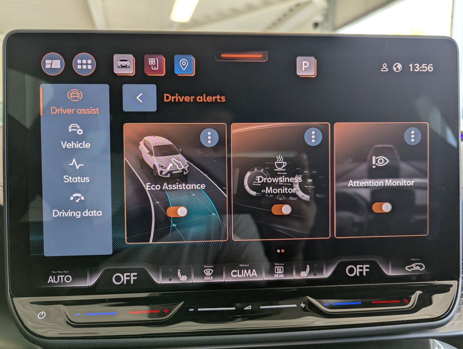 Иллюстрация автомобиля CUPRA Leon 1.5 eTSI DSG Dynamic-Edge-Assist-XL Memory