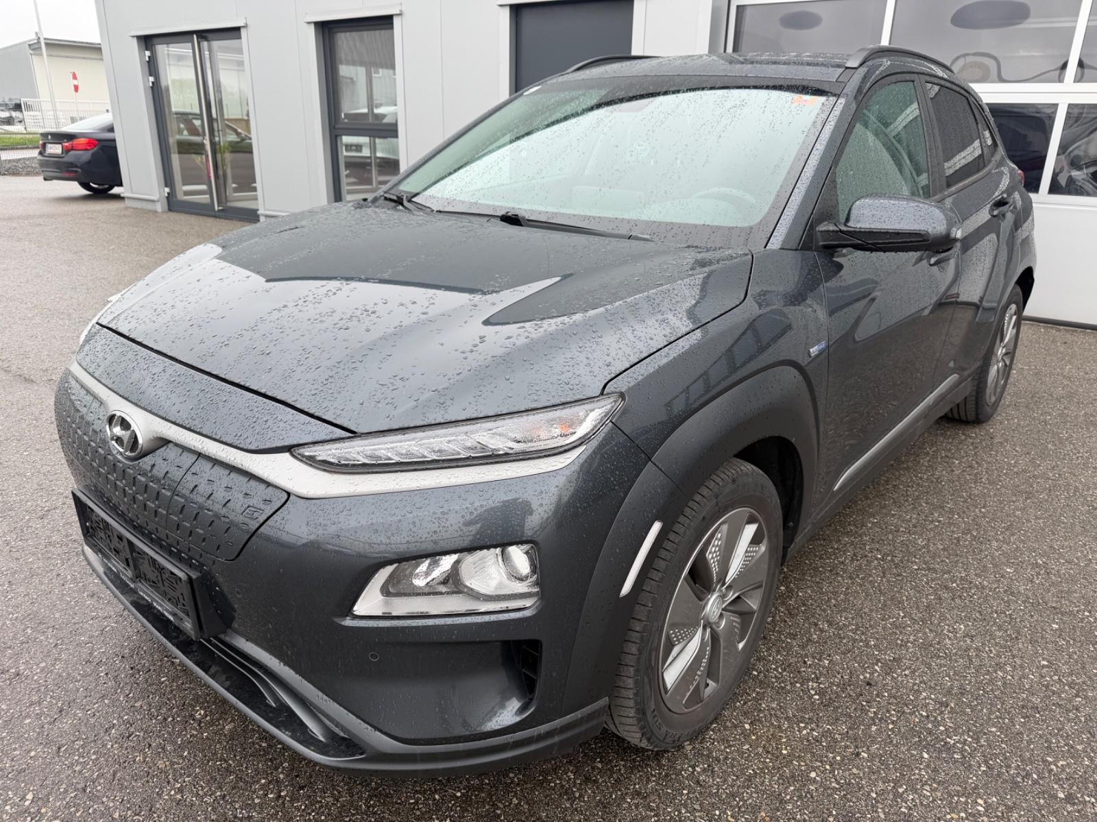 Hyundai Kona Level 4 Elektro 64 kWh*KAM*NAV*