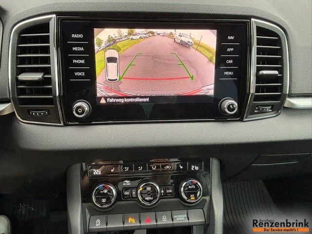Karoq 2.0 TDI DSG Drive 4x4  PANO AHK RFK ACC