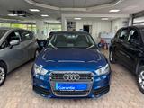 Audi A1 attraction, Navi! Steuerkette neu! Tüv neu! - Audi A1 Gebrauchtwagen in Hamburg