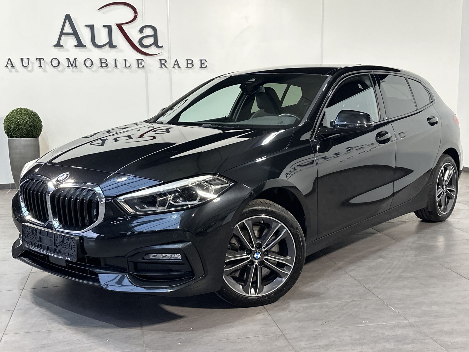 Fahrzeugabbildung BMW 120d Sport-Line NAV+LED+H&K+PARKASSIST+KAM+17ZO