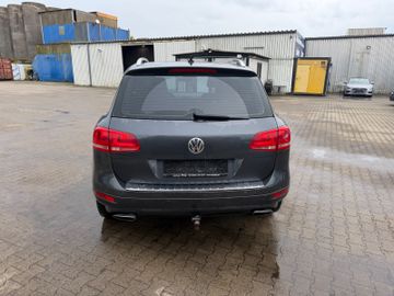 Volkswagen Touareg - 6