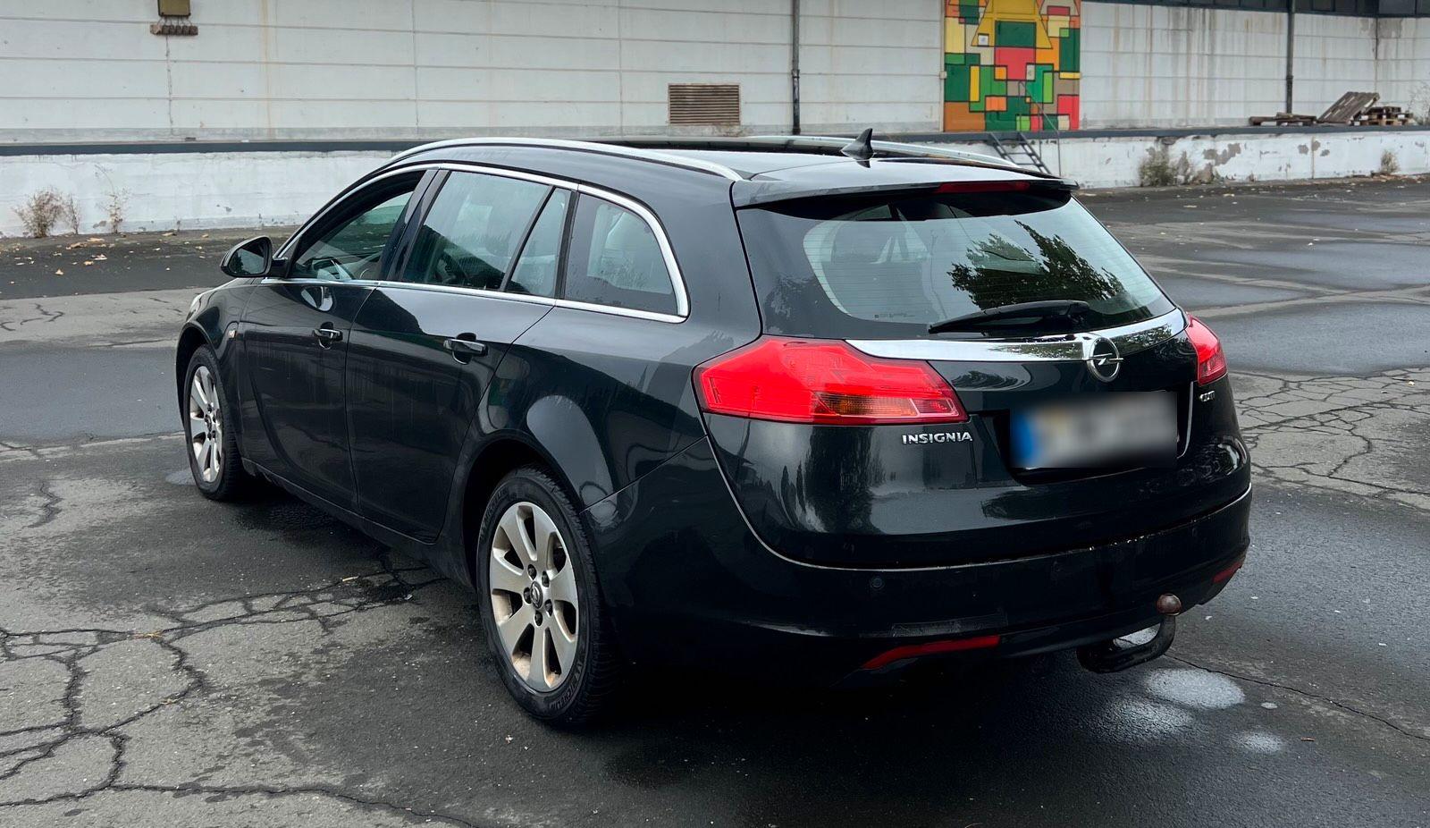 Opel Insignia 2010 — photo 6