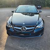Mercedes-Benz E 320 Autom. - - Mercedes-Benz E 320 mit Benzin-Antrieb