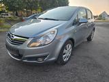Opel Corsa 1.4 ECOTEC Stripes - Opel Corsa: Stripes