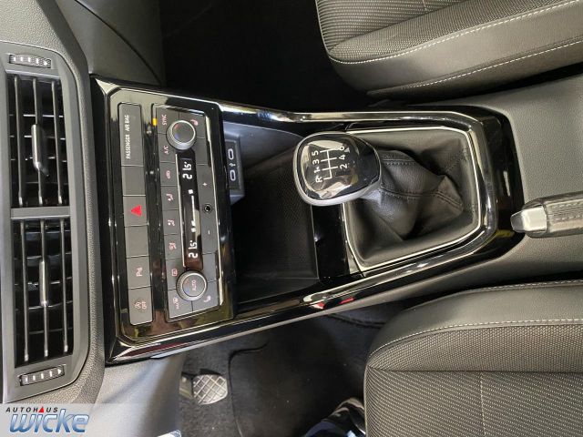 T-Cross 1.0 TSI Style NAVI KLIMA LED PDC LM