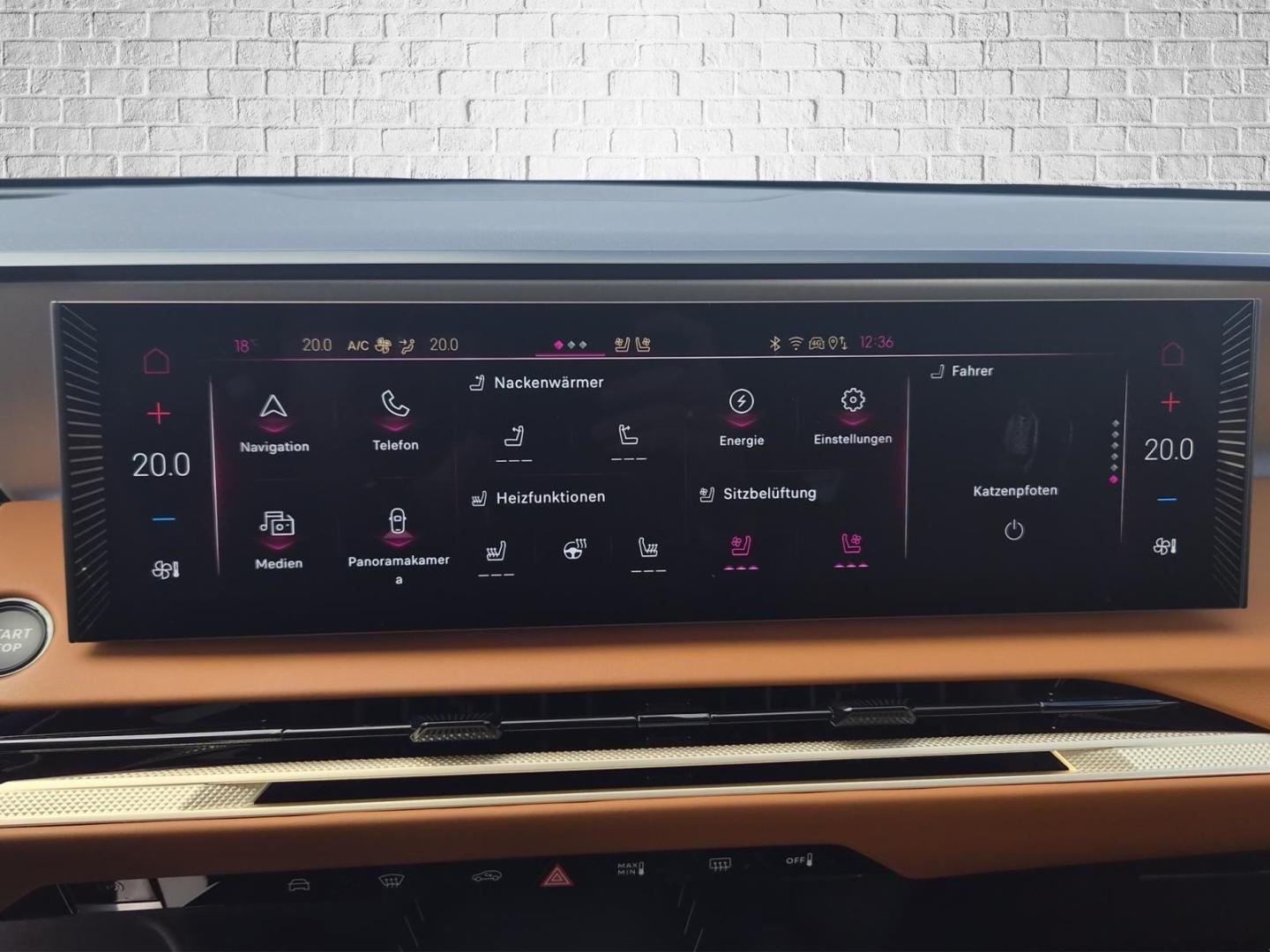 DS Automobiles No8 Etoile FWD 230PS LEDER/ACC/NAVI/Glasdach/LED