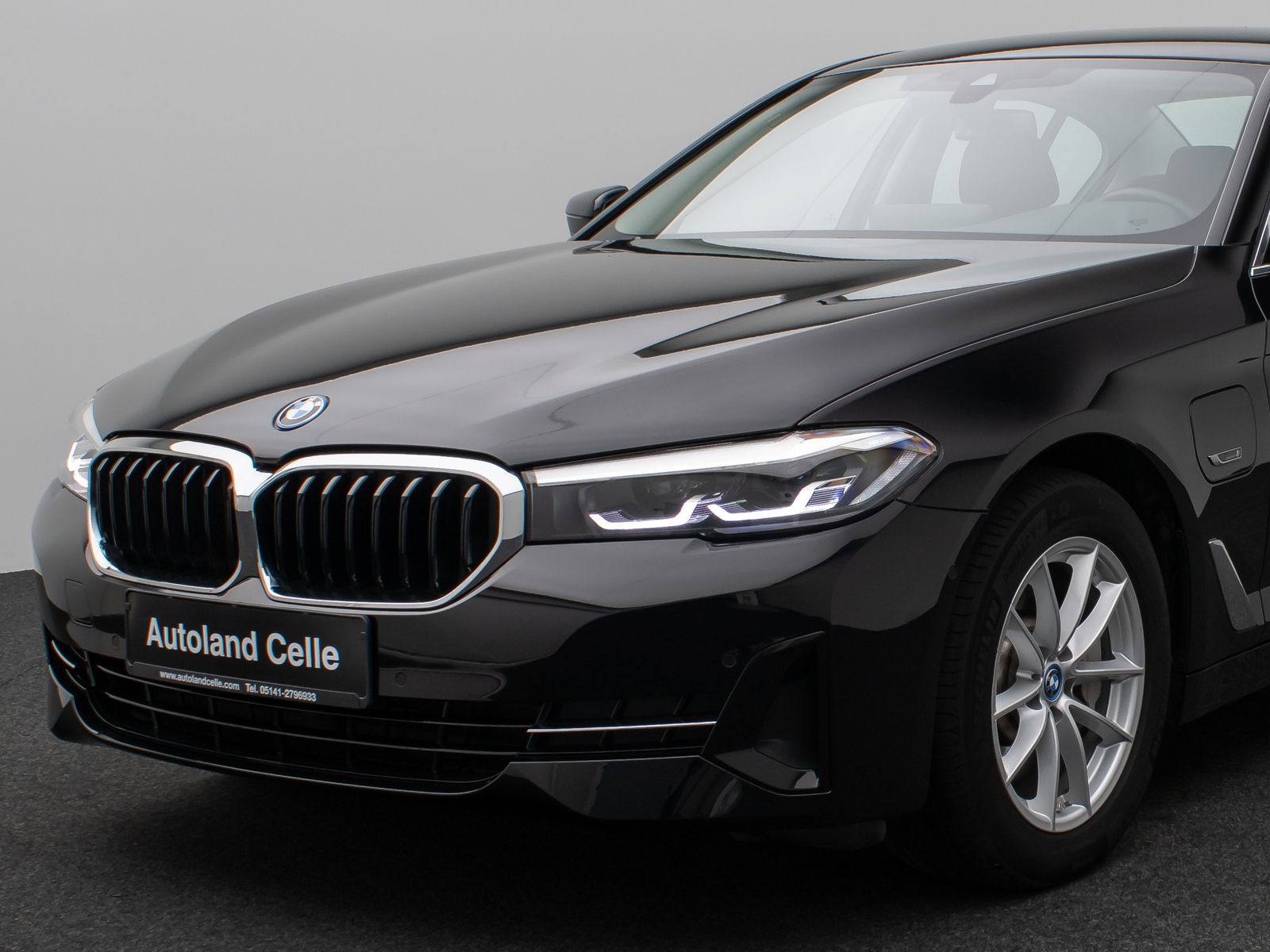 Fahrzeugabbildung BMW 520e Kamera DAB Sport Klima-4Zonen Alarm ParkAss