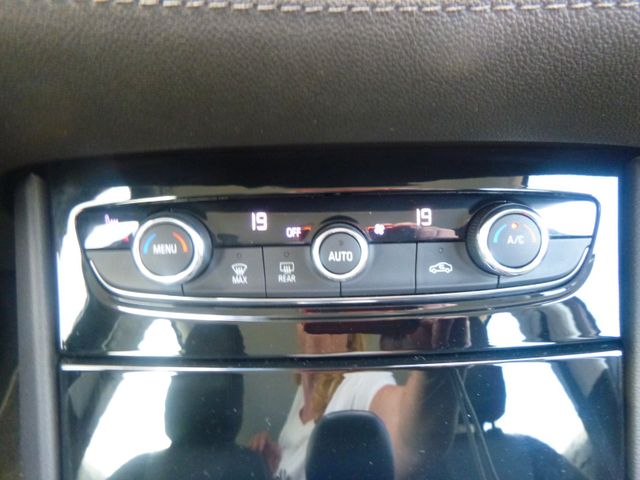Fahrzeugabbildung Opel Grandland (X) >AUT/LED/NAV/KAM/PDC<