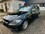 BMW E91 320d Touring - BMW 320 aus 2007: Kombi, 320d