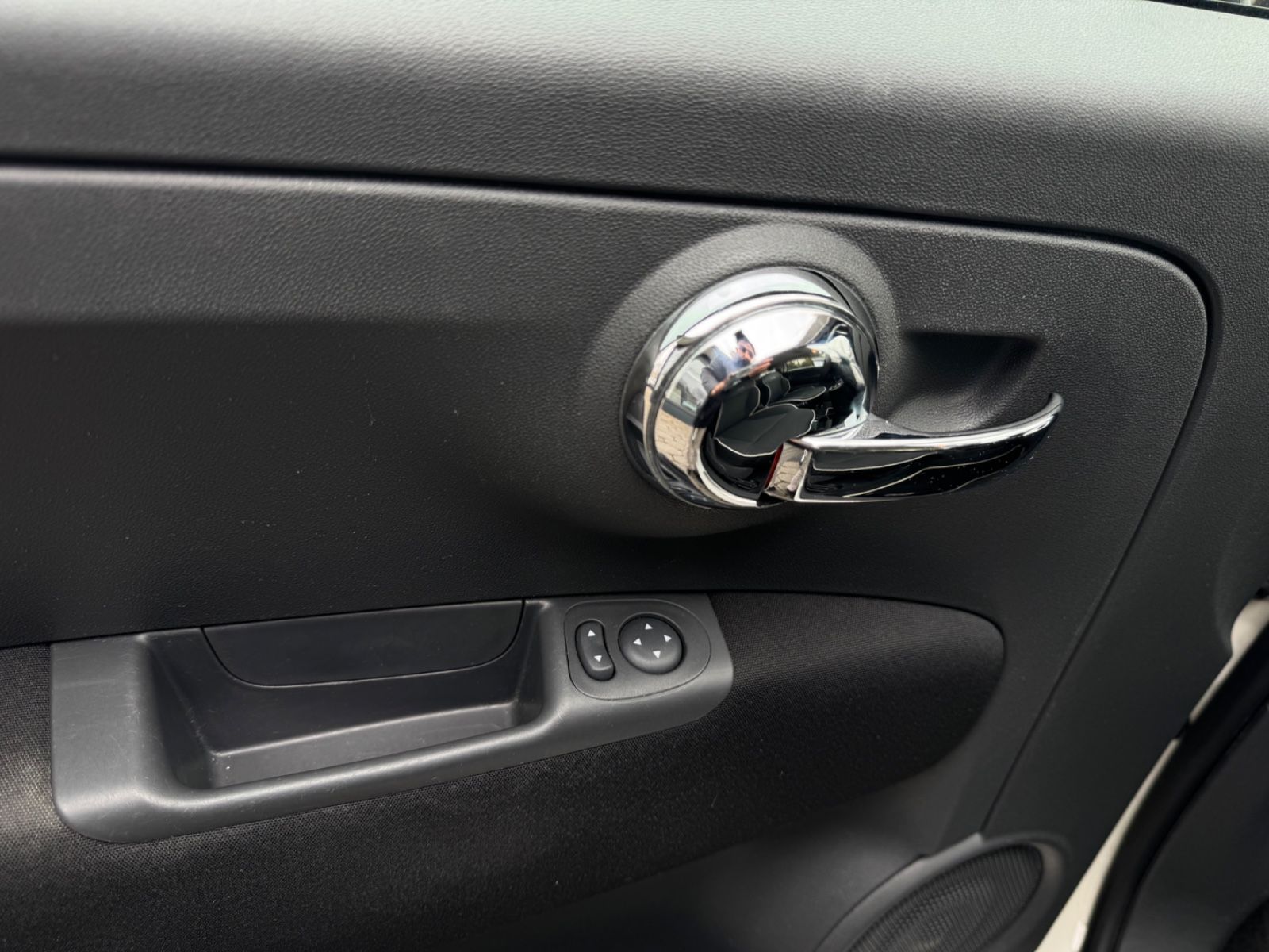 Fahrzeugabbildung Fiat 500 Lounge