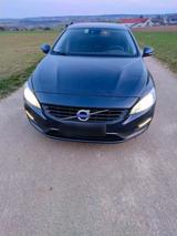 Volvo V60 D5 AWD - gebrauchte Volvo V60 aus dem Jahr 2014