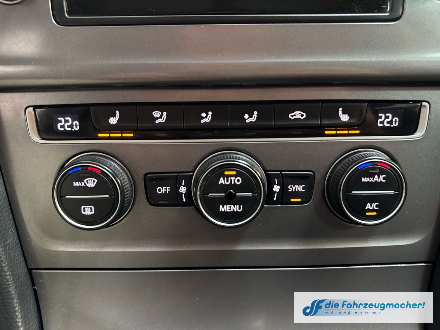 Fahrzeugabbildung Volkswagen Golf VII Variant Trendline BlueMotion 1.6 TDI