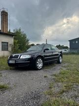 Skoda Superb 2.8 V6 Elegance Tiptronic Elegance - gebrauchte Skoda Superb aus dem Jahr 2003