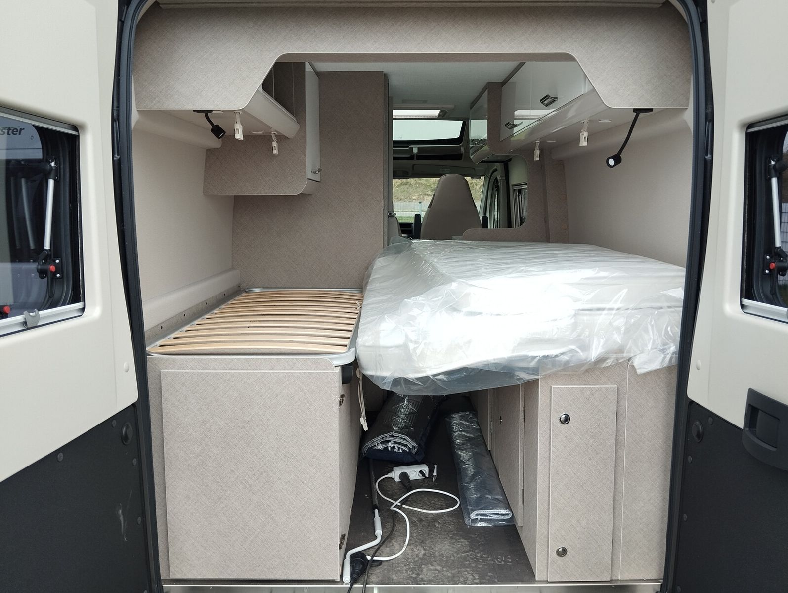 Fahrzeugabbildung Karmann Davis Lifestyle DA 600 LS Panoramadach/Markise