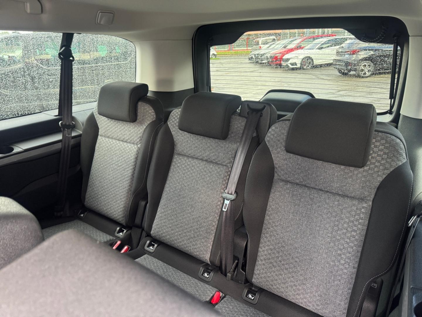 Toyota Proace Verso 2.0 D-4D L2 Team D *LED*ACC*CAM*Nav