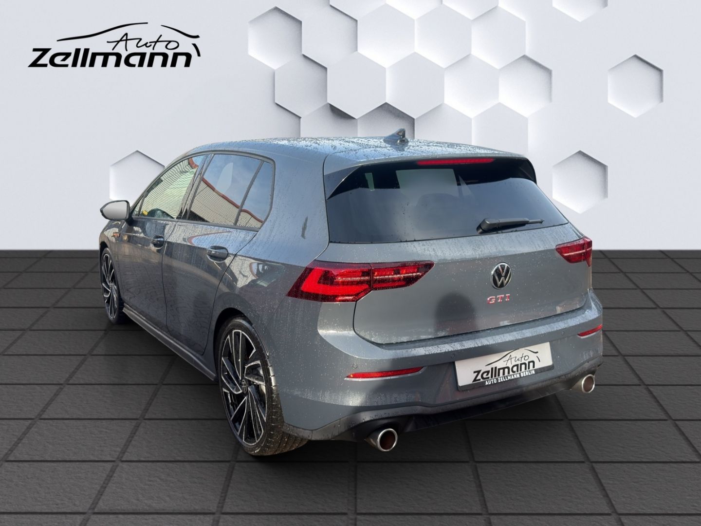 Golf VIII 2.0 TSI DSG 180kW AHZV LED HuD Sitzhei