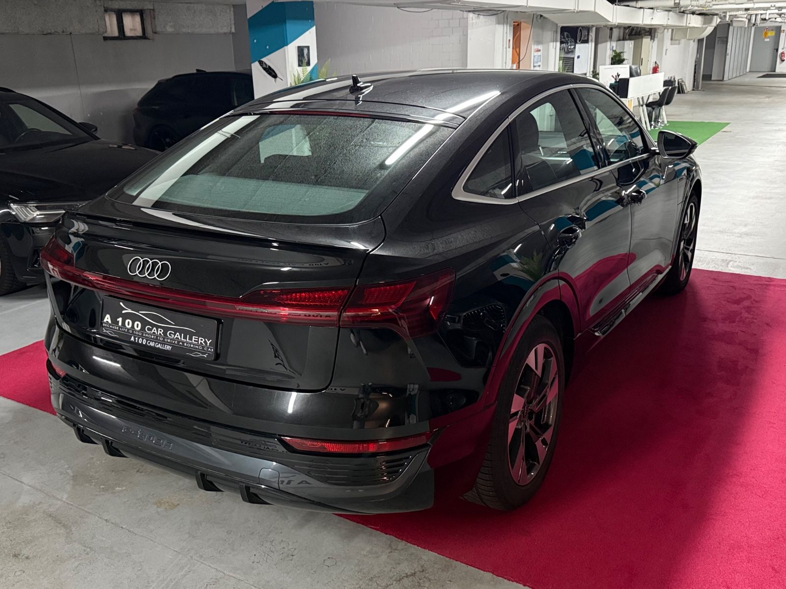 Audi Q8 Sportback e-tron 50 quattro S line foto 3