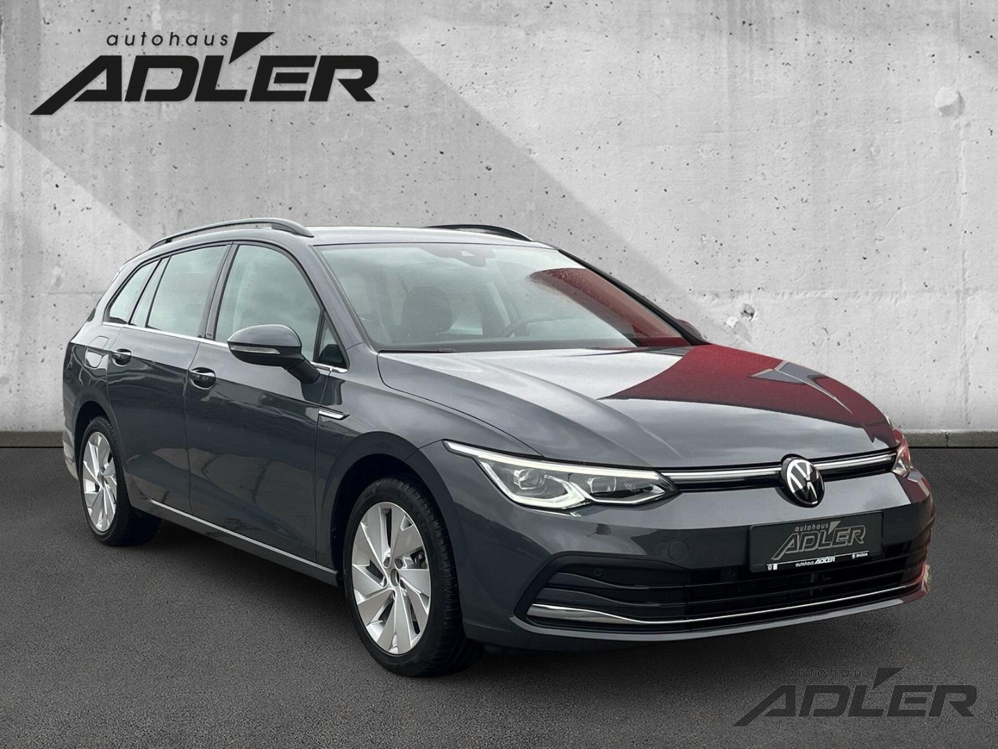 Volkswagen Golf VIII Variant Style 1.5 TSI *Massage*Lenkrad