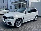 BMW X5 xDrive30d - M-Paket,Navi,P.Dach,Leder,AHK... - BMW X5 in Dortmund
