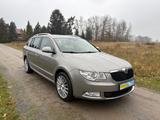 Skoda Superb Combi Ambition - gebrauchte Skoda Superb aus dem Jahr 2010