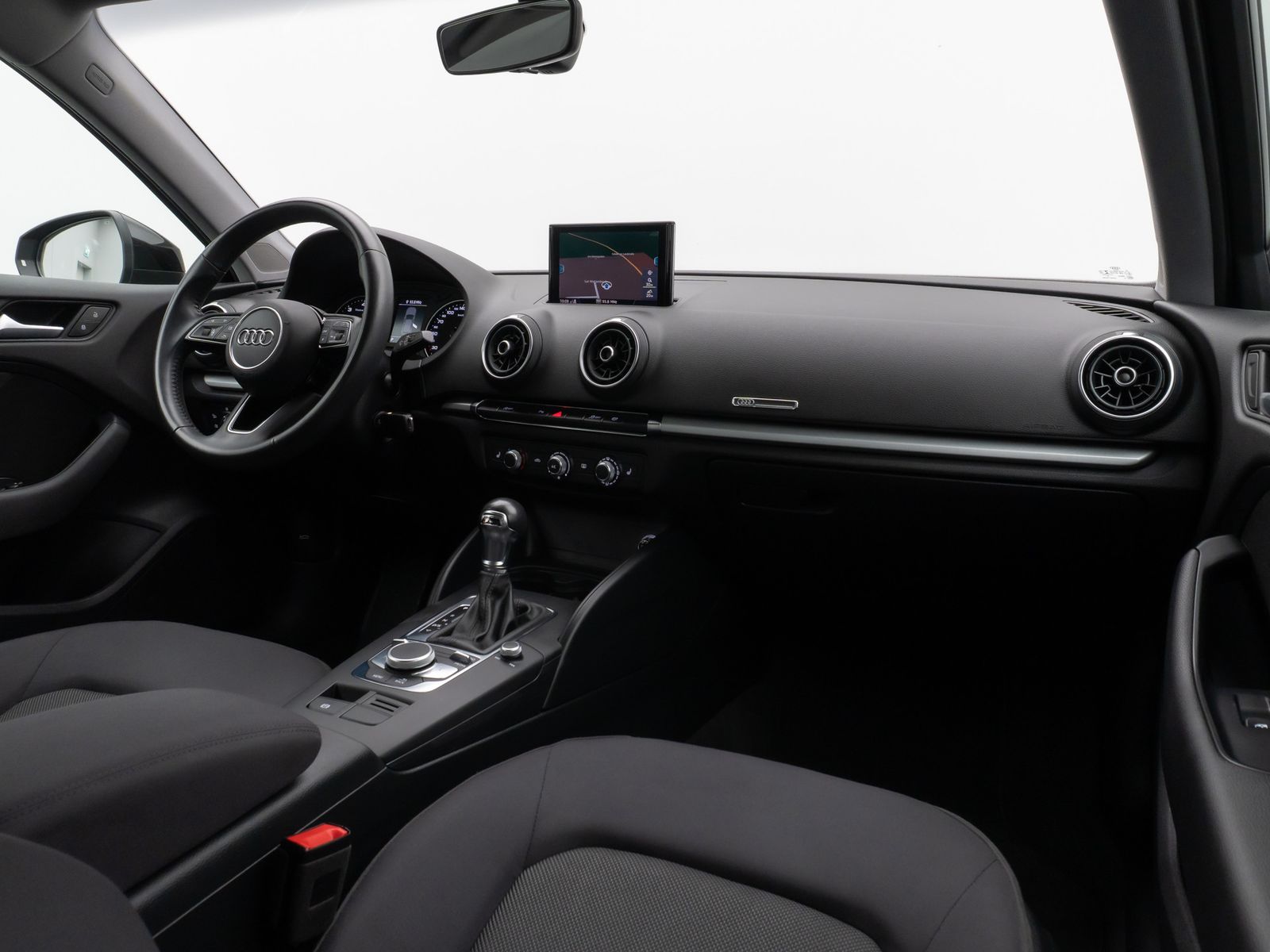 Fahrzeugabbildung Audi A3 Sportback 35 TDI Aut. Sitzhzg Navi Xenon