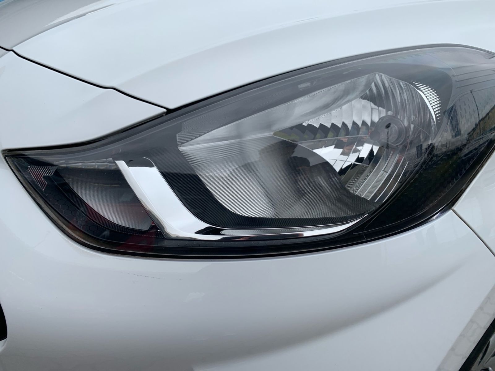 Fahrzeugabbildung Hyundai i10 1.0 Select 1 Hd Allwetter