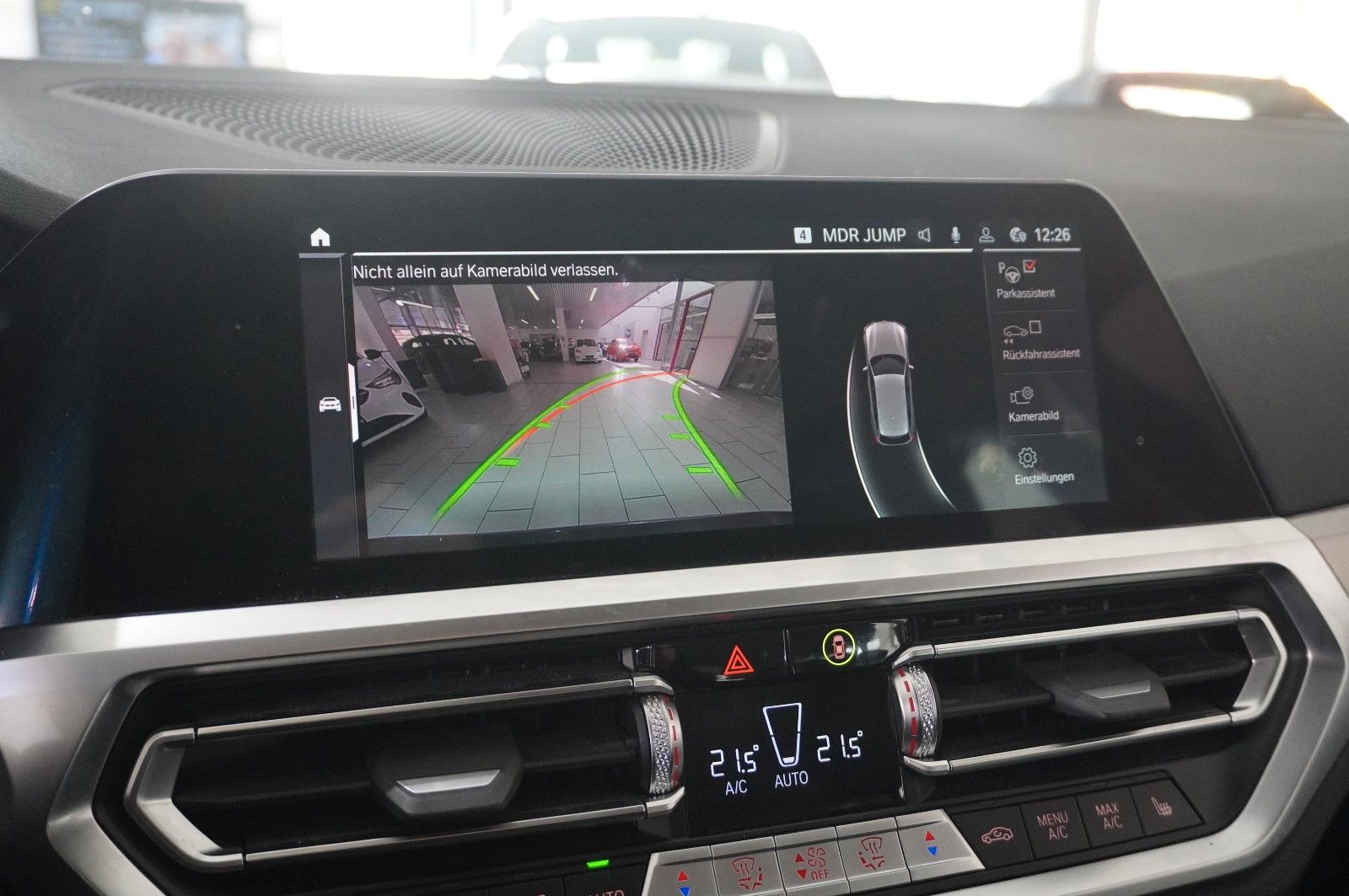 Fahrzeugabbildung BMW 330D TOURING X-DRIVE NAVI/LED/KAMERA/VIRT./SPORT
