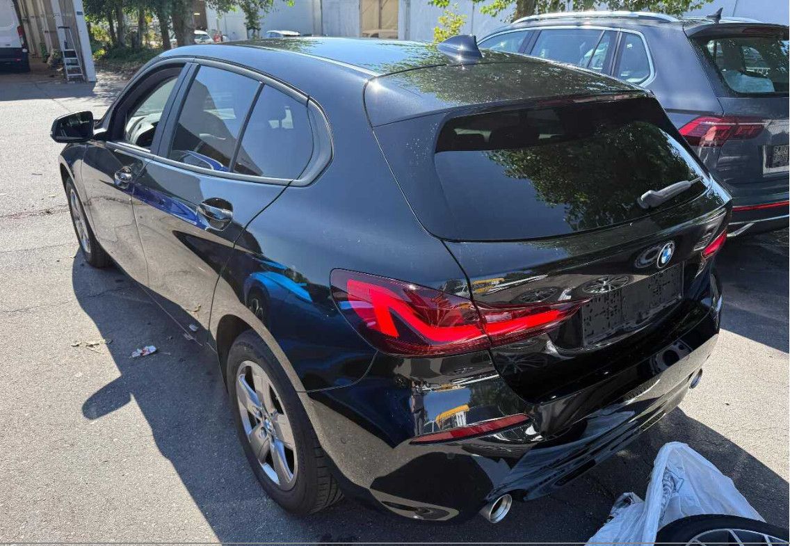 Fahrzeugabbildung BMW 118d AT8 Advan LED/ACC/NAVI/VIRTU/H&K/SHZ/AHK/8F