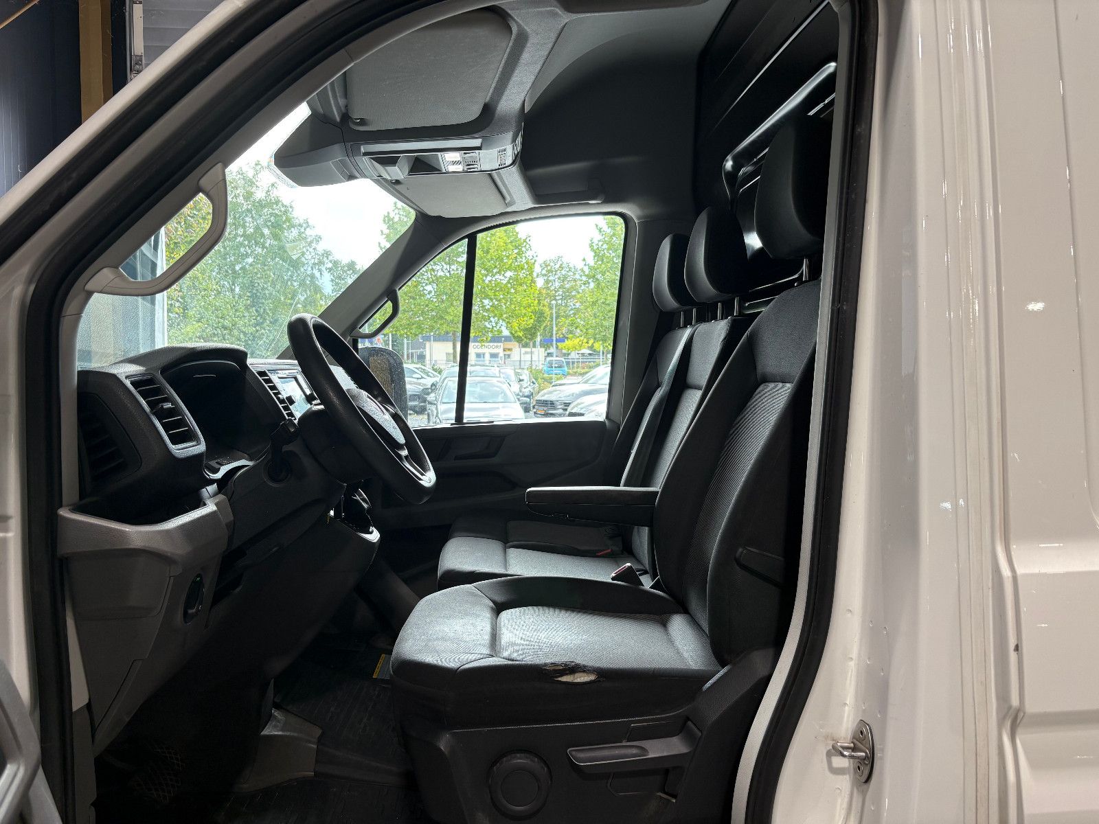 Fahrzeugabbildung Volkswagen Crafter Kasten Kasten 35 lang Hochdach FWD/3-SIT
