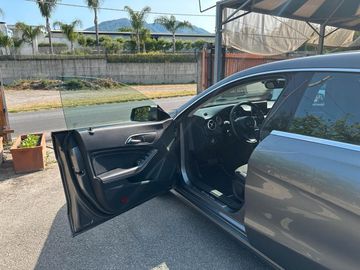 Mercedes CLA 200 - 8