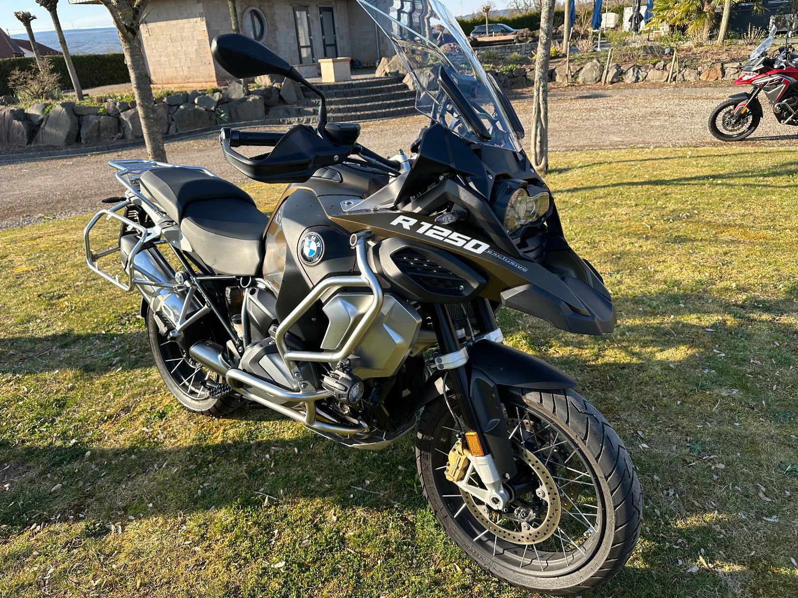 Fahrzeugabbildung BMW R1250 GS Adventure