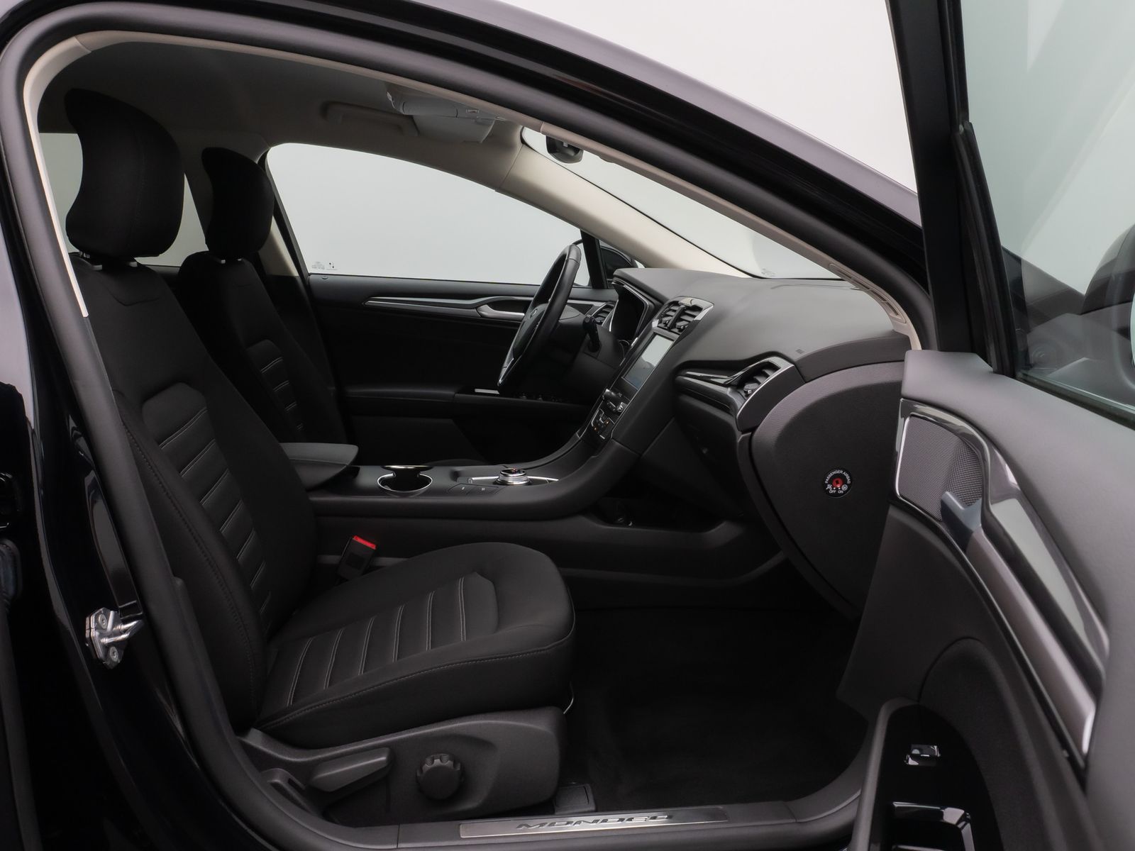 Fahrzeugabbildung Ford Mondeo Turnier Titanium Kamera SYNC StzhzgV/H