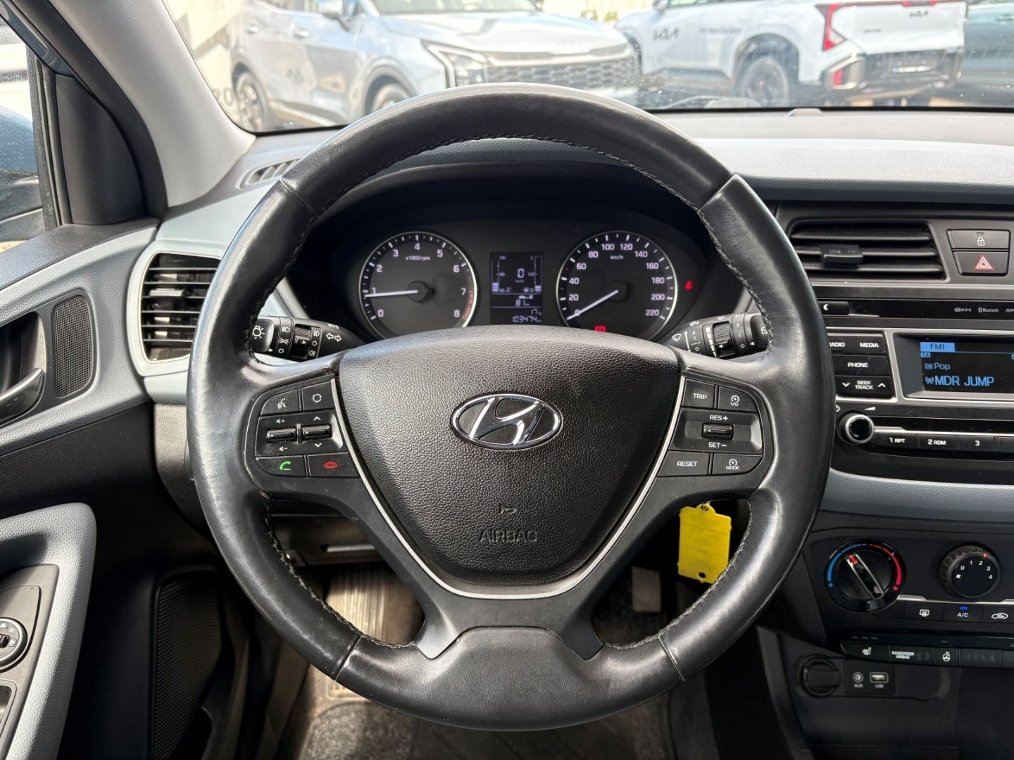 Fahrzeugabbildung Hyundai i20 blue Trend KLIMA Tempomat Multifunktionslenk