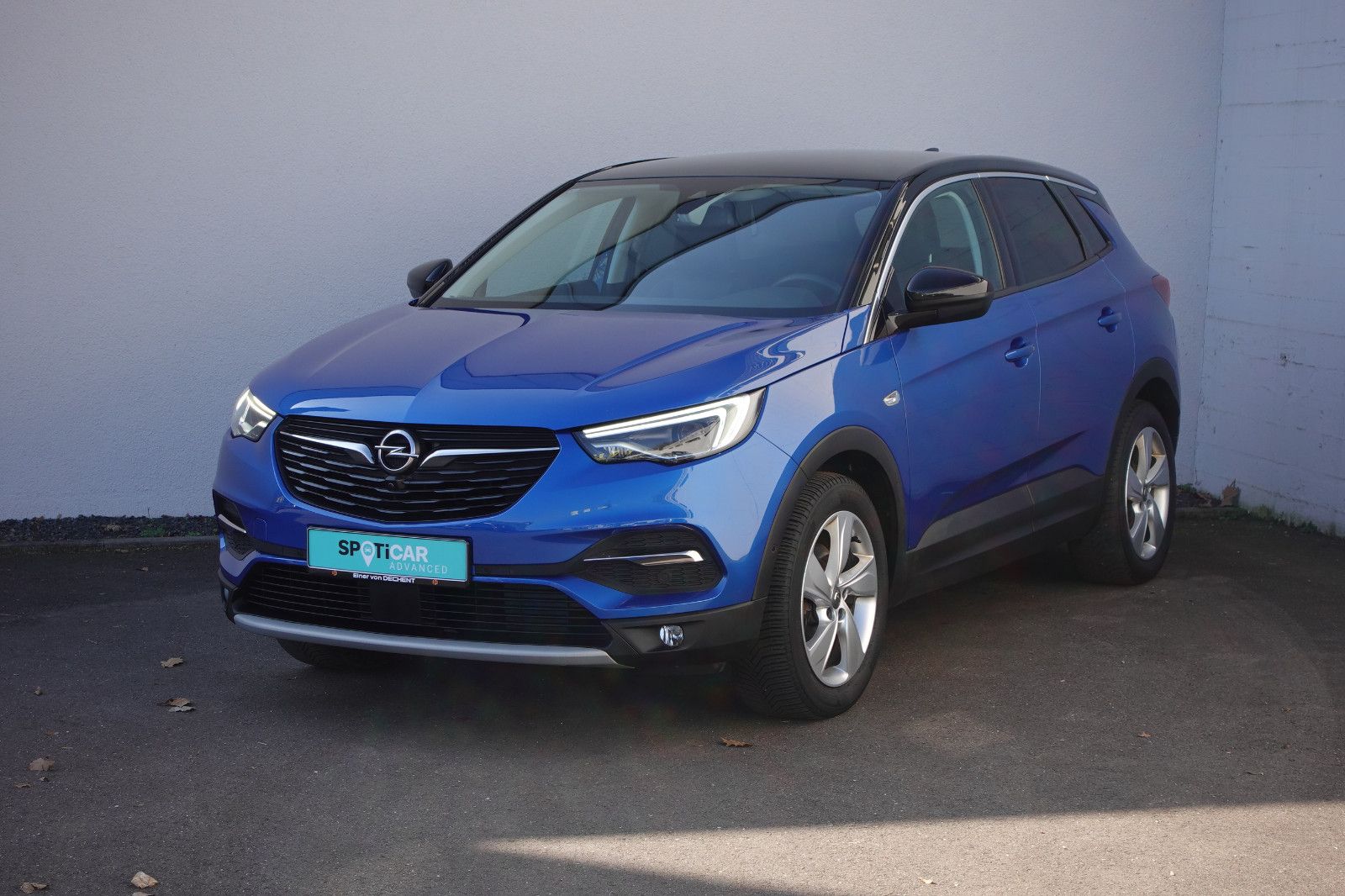 Fahrzeugabbildung Opel Grandland X 1.2Turbo AHK,Sitzh.,Navi,PDC,Kamera