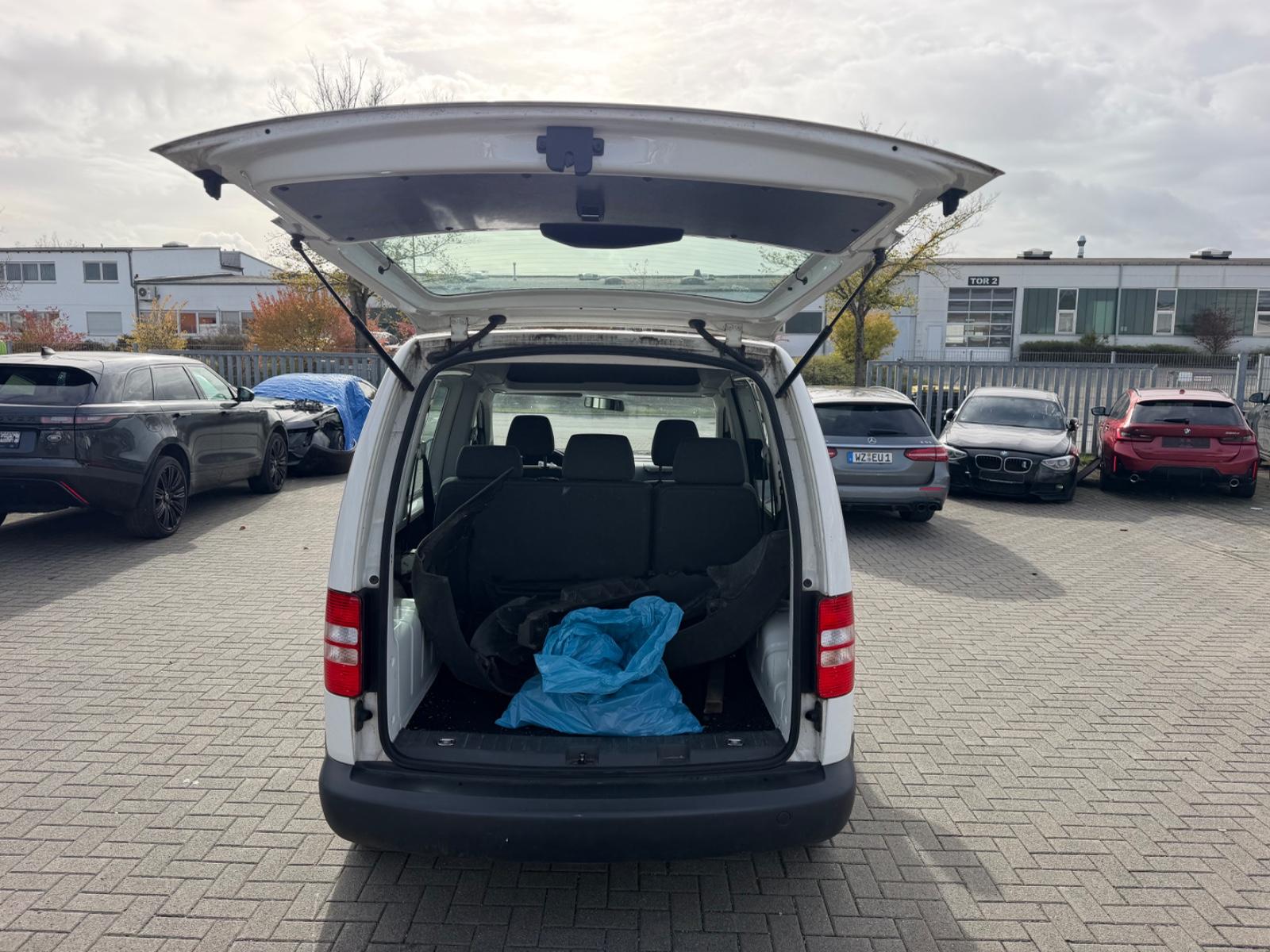 Volkswagen Caddy 2014 — photo 8