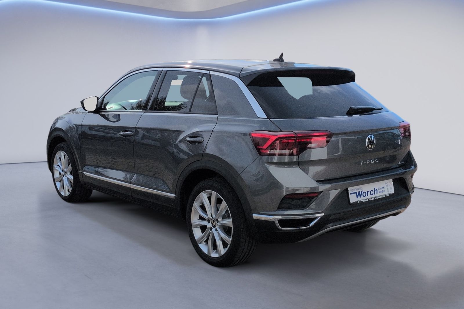 T-Roc 2.0 TSI 4M DSG Sport STHZ+KAMERA+LEDER