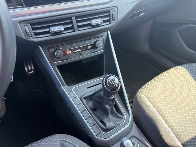 Polo 1.0 Active KLIMAAUTOMATIK PDC SITZHEIZUNG