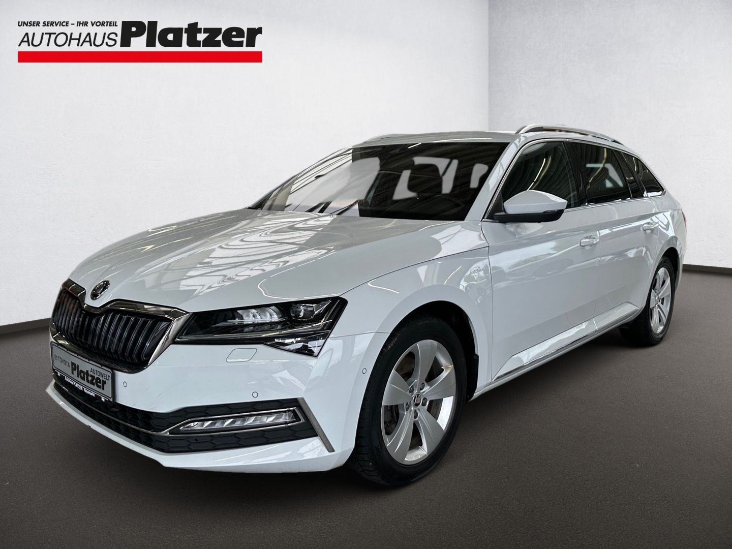 Skoda Superb Combi L&K iV AD StandHZG AHK Navi Leder D imagem 3