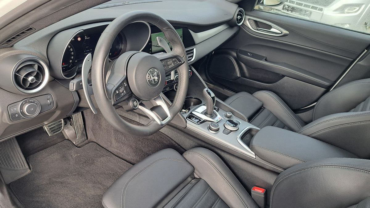 Fahrzeugabbildung Alfa Romeo Giulia Veloce Q4 Diesel Allrad