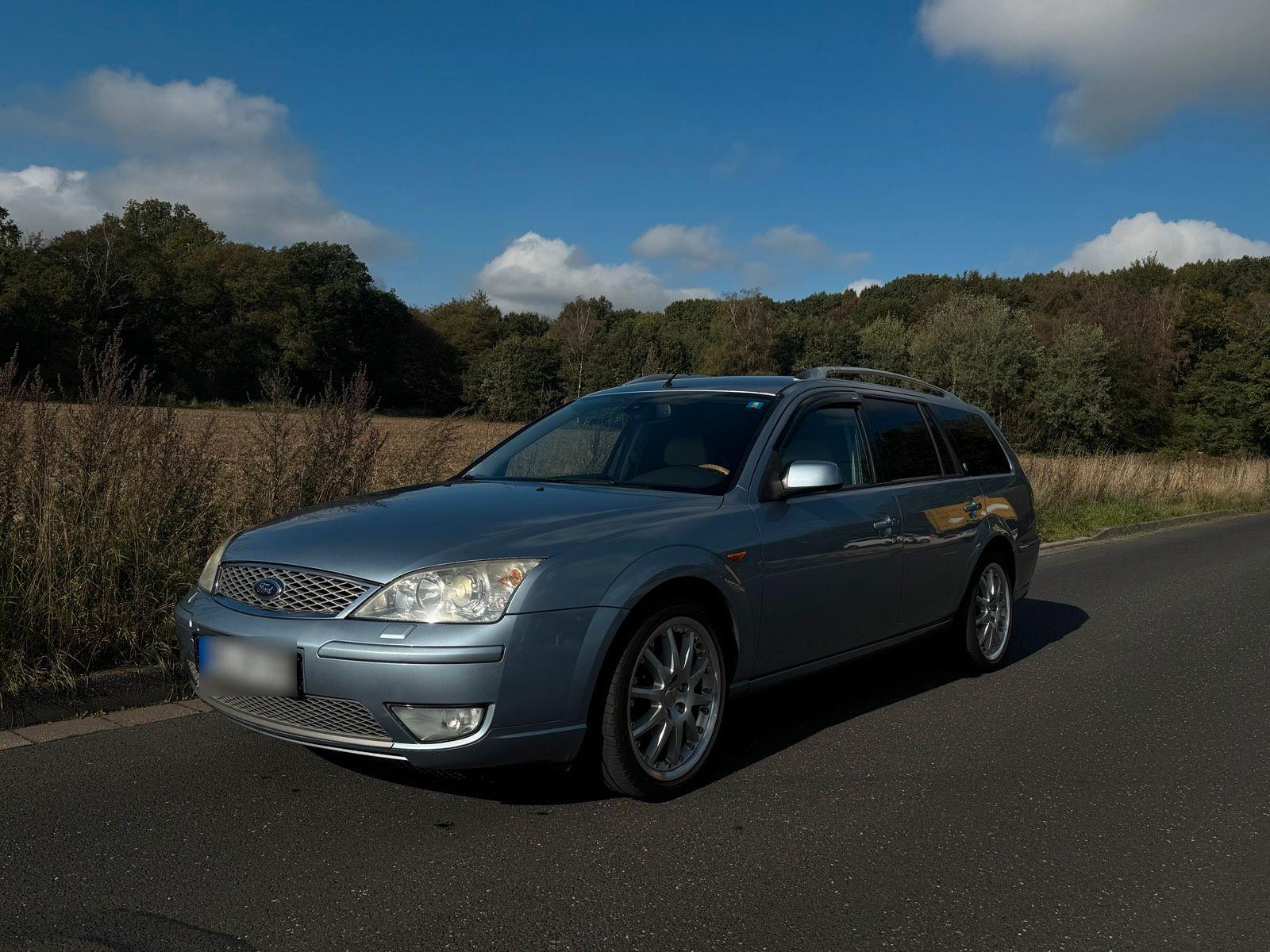 Ford Mondeo 2006 — rear view