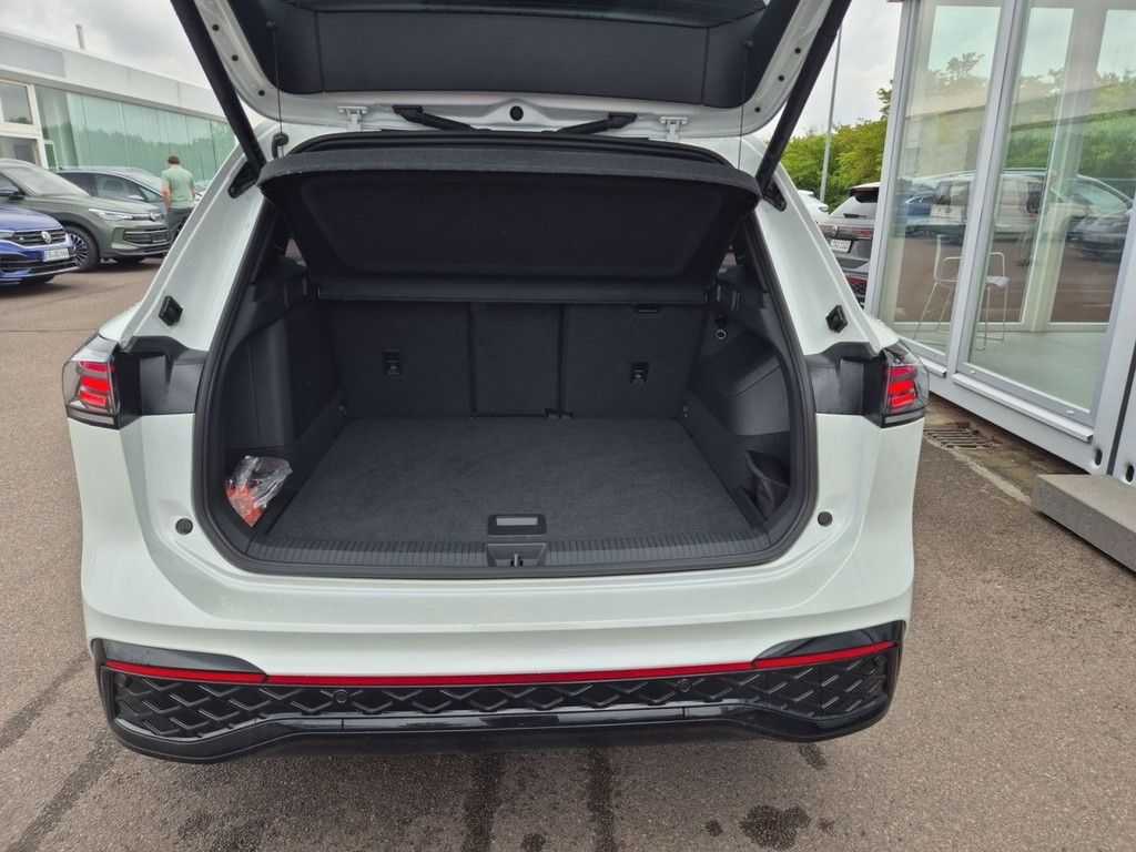 Tiguan 1.5 TSI eHybrid R-Line *DSG*AHK*PANO*BLAC