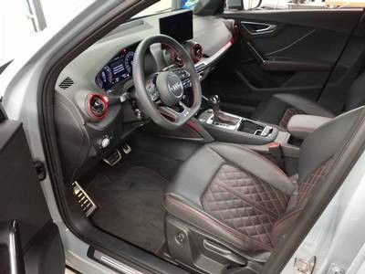 Q2 35 TFSI S LINE +MATRIX+AHK+LEDER+NAVI+KAMERA+