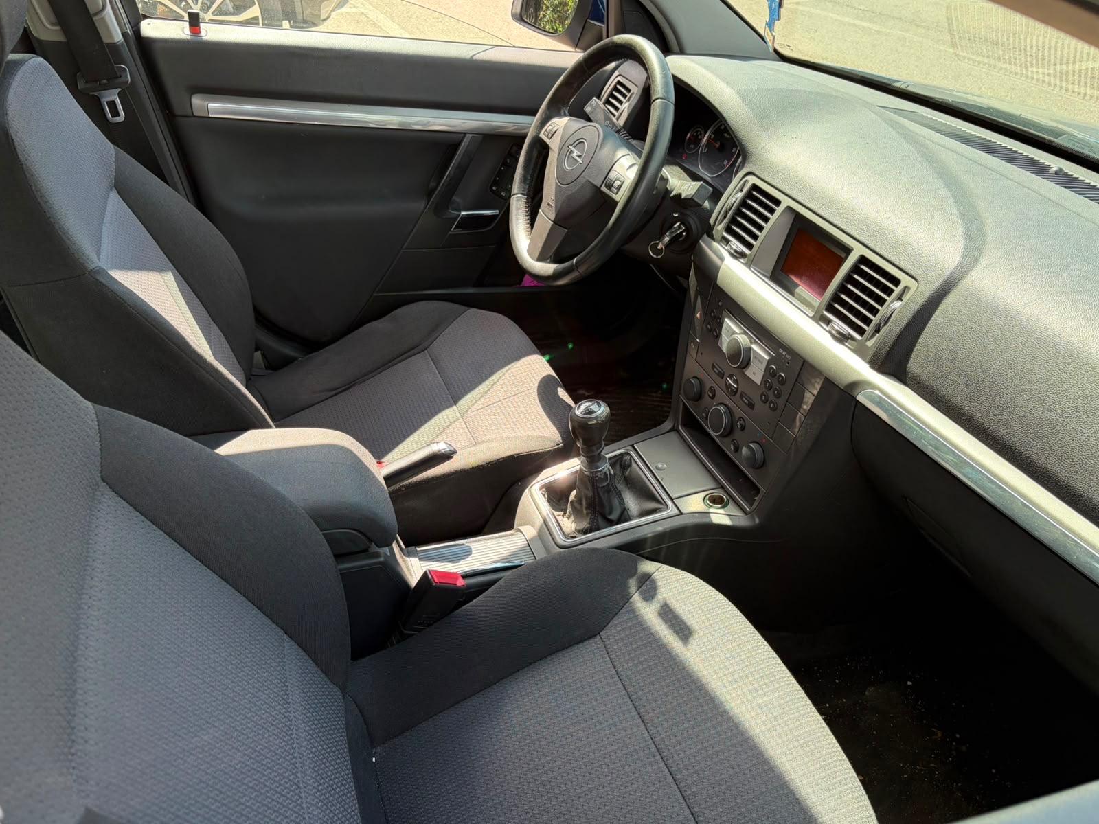Opel Vectra 2008 — photo 6